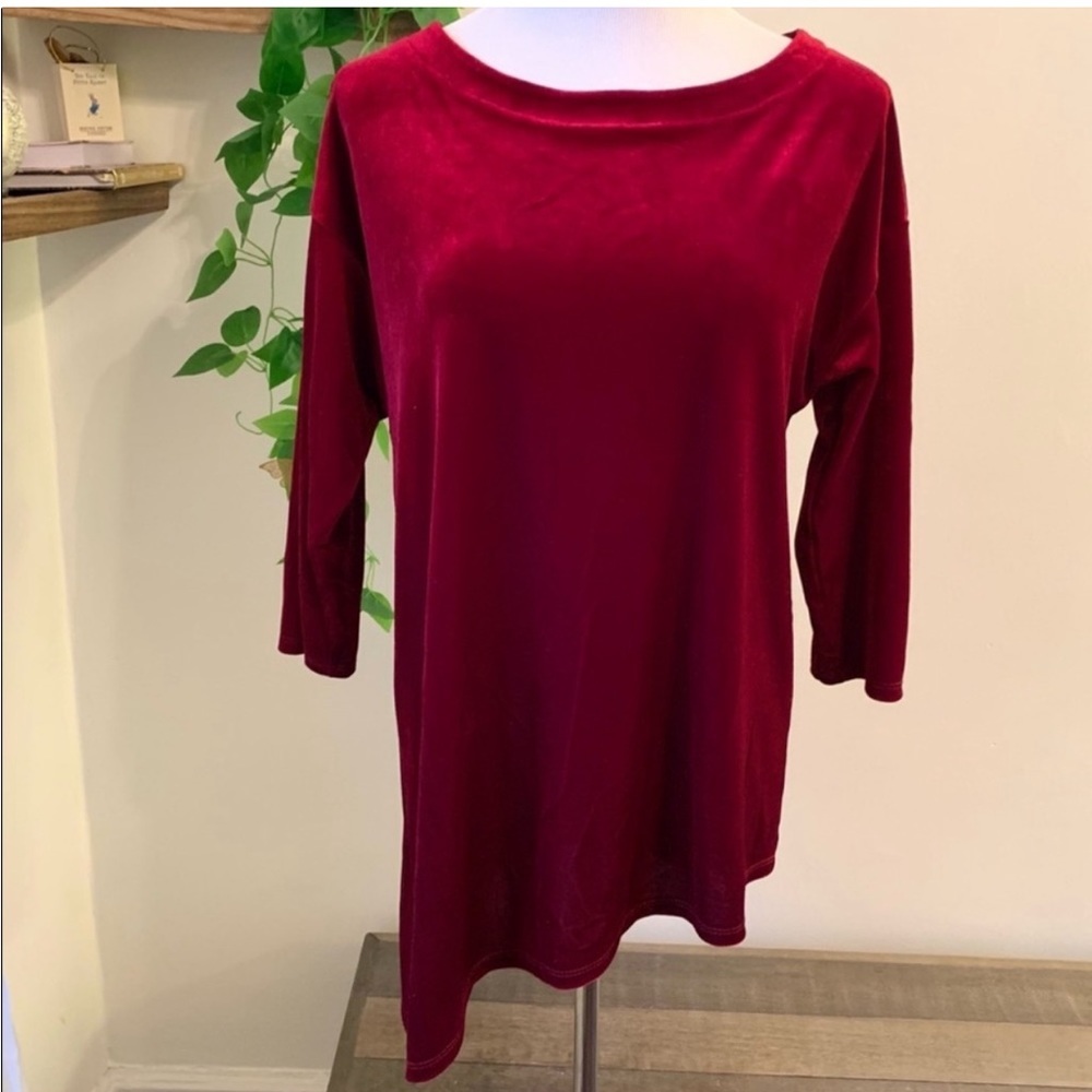 🌷 ( 3 for $25) Halogen Top